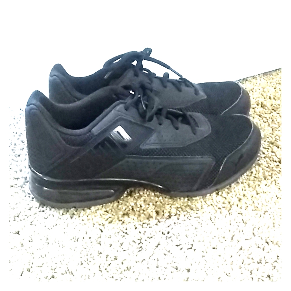 Puma size 8 shoes